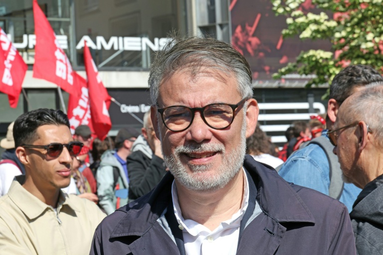 Le premier secrétaire de Parti socialiste Olivier Faure le 1er mai 2026, à Amiens dans la Somme
