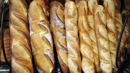 Quelque 12 millions de Français et touristes seront privés de baguette fraîche et de croissants le 1er-Mai, les boulangeries n'ayant pas le droit d'ouvrir
