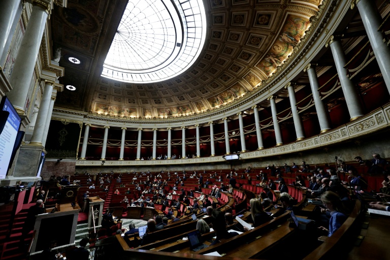 Vue générale de l'hémicycle de l'Assemblée nationale, à Paris, le 27 octobre 2025