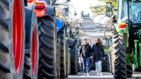 Manifestation d'agriculteurs à Vienne pour pour réclamer l'étiquetage de l'origine des produits, le 1er avril 2026