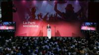 Le premier secrétaire du Parti socialiste (PS), Olivier Faure, prononce un discours lors de l'université d'été du parti à Blois, dans le centre de la France, le 29 août 2026