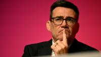 Le Premier ministre britannique Andy Burnham participe à la deuxième journée du congrès annuel du Parti travailliste à Liverpool, dans le nord-ouest de l'Angleterre, le 28 septembre 2026