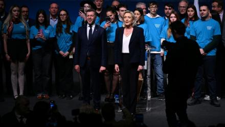Marine Le Pen, présidente du groupe parlementaire du RN et Franck Allisio, candidat du RN à la mairie de Marseille, à Marseille, le 16 janvier 2026