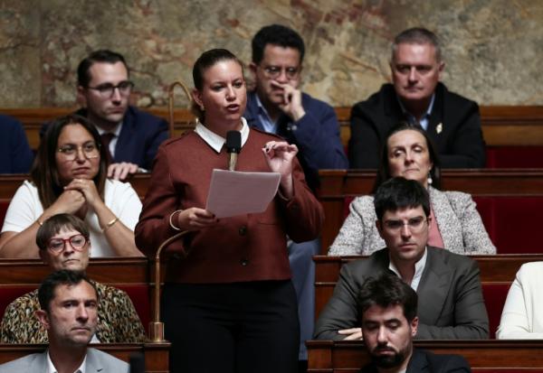 La cheffe des députés LFI, Mathilde Panot, prend la parole à l'Assemblée nationale, le 17 juin 2026