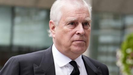L'ex-prince prince Andrew de Grande-Bretagne à la cathédrale de Westminster à Londres, le 16 septembre 2025