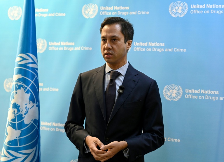 Le représentant de l'ONUDC en Afghanistan, Polleak Ok Serei, lors d'un entretien avec l'AFP à Kaboul, le 28 octobre 2026