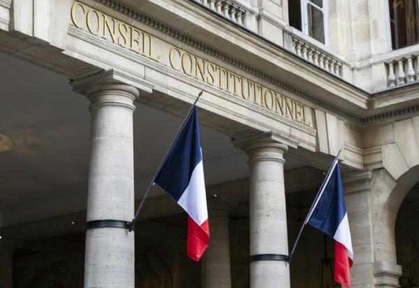 Le Conseil constitutionnel a validé vendredi l'ensemble de la loi créant un droit à l'aide à mourir, qui légalise sous conditions une forme d'assistance au suicide voire d'euthanasie
