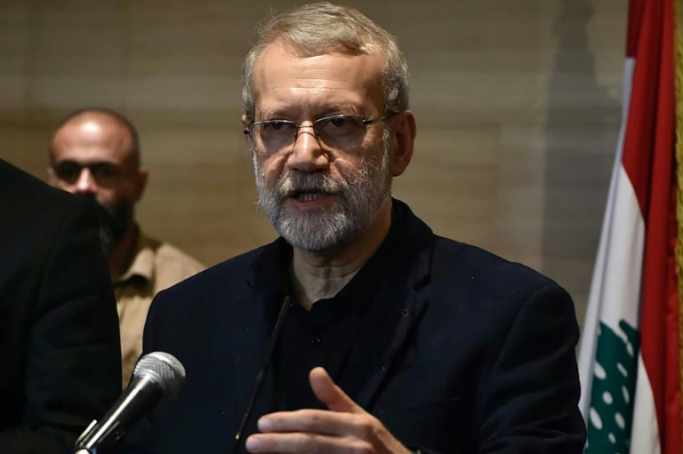 Ali Larijani, chef de l'appareil sécuritaire iranien, le 15 novembre 2024 à Beyrouth, au Liban