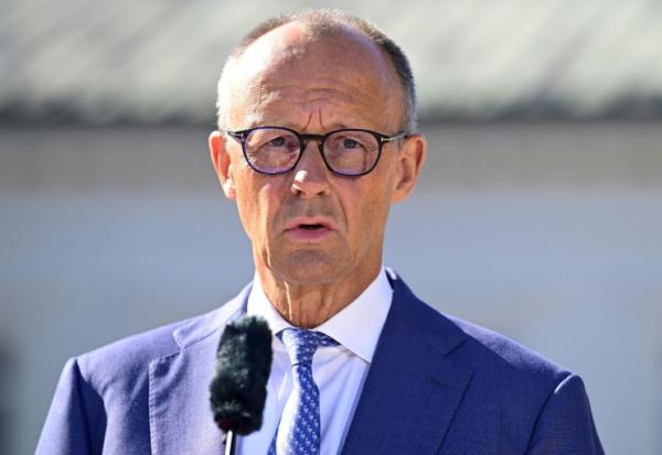 Le chancelier Friedrich Merz s'exprime lors d'un séminaire gouvernmental à Neuhardenberg, à l'est de Berlin, 25 août 2026