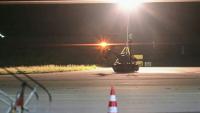 Un robot démineur intervient à l'aéroport allemand de Leipzig-Halle, le 5 août 2026 (extrait d'une vidéo de News5)