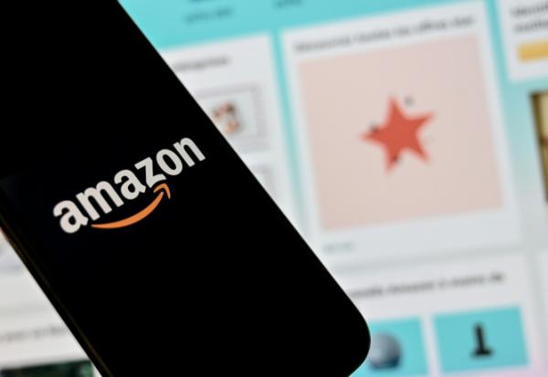 Le géant américain Amazon a annoncé avoir bloqué plus de 1.800 candidatures nord-coréennes, alors que Pyongyang est accusée de contourner les sanctions de l'ONU en envoyant à l'étranger des informaticiens pour gagner mais aussi blanchir de l'argent