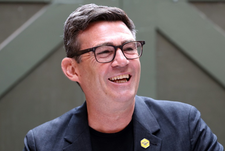 Andy Burnham, candidat à la direction du Parti travailliste, le 29 juin 2026 à Manchester, dans le nord de l'Angleterre