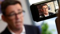 Le Premier ministre travailliste britannique Andy Burnham lors d'une interview, le 11 août 2026 à Ilkeston, dans le centre de l'Angleterre  