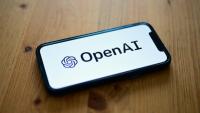 Apple et OpenAI durcissent leur bataille judiciaire sur les futurs appareils du créateur de ChatGPT