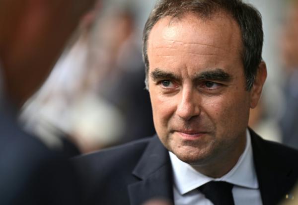 Le Premier ministre Sébastien Lecornu à Mérignac en Gironde le 17 août 2026