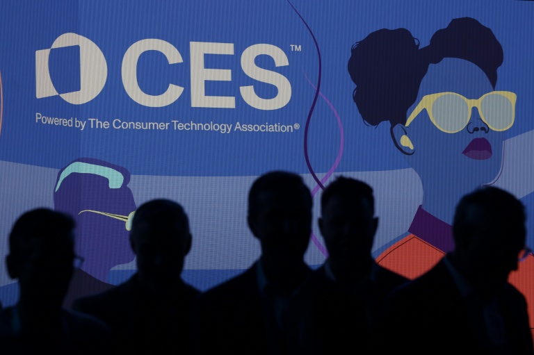 L'IA embarquée dans des pendentifs, bagues ou lunettes connectées a constitué une tendance du salon CES de Las Vegas du 6 au 9 janvier 2026