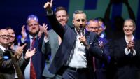 Ulrich Siegmund, tête de liste du parti d'extrême droite Alternative pour l'Allemagne (AfD) aux élections régionales de Saxe-Anhalt, s'adresse à ses partisans lors de la soirée électorale du parti à Magdebourg, dans l'est de l'Allemagne, le 6 septembre 2026
