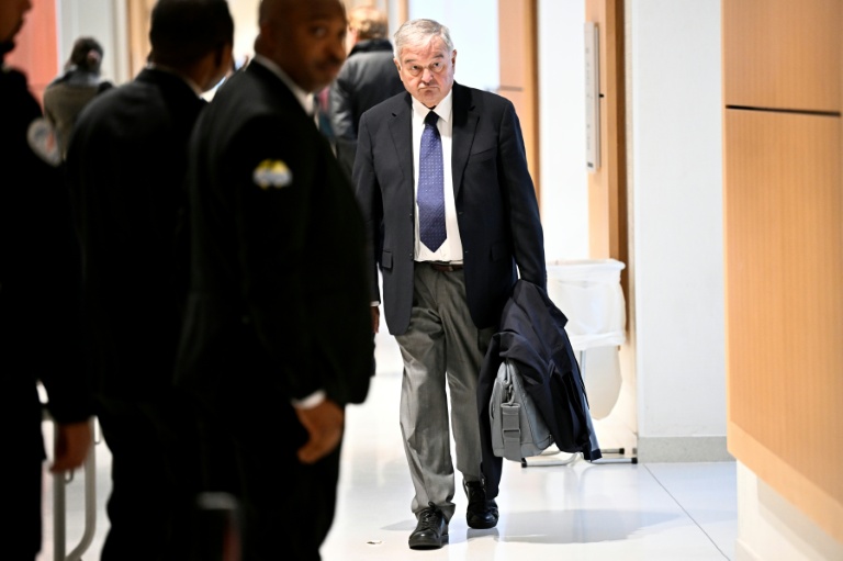 Michel Mercier, ancien ministre de la Justice et ex-trésorier du MoDem, le 16 octobre 2023 au Tribunal de Paris Batignolles