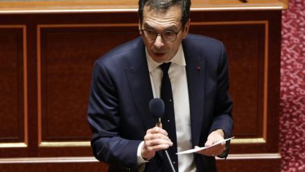 Le ministre du Travail Jean-Pierre Farandou lors du débat sur le budget de la Sécurité sociale au Sénat, le 26 novembre 2025 à Paris