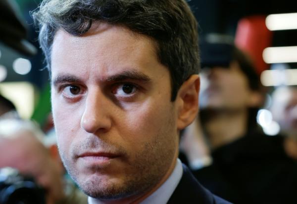 Le secrétaire général de Renaissance, Gabriel Attal, à Paris le 22 février 2026