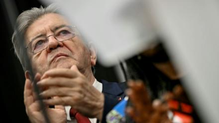 Le candidat LFI à la présidentielle Jean-Luc Mélenchon dénonce le racisme à la Courneuve le 26 octobre 2026