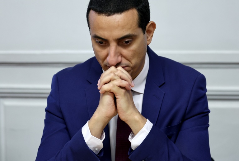 Ali Rabeh, le maire de Trappes, lors d'une conférence de presse à l'Assemblée nationale, le 27 octobre 2026 à Paris