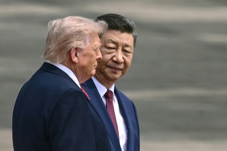 Le président chinois Xi Jinping reçoit son homologue américain Donald Trump à Pékin, le 14 mai 2026