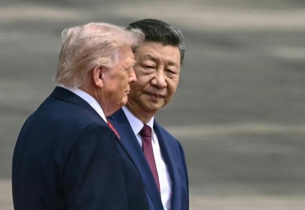 Le président chinois Xi Jinping reçoit son homologue américain Donald Trump à Pékin, le 14 mai 2026
