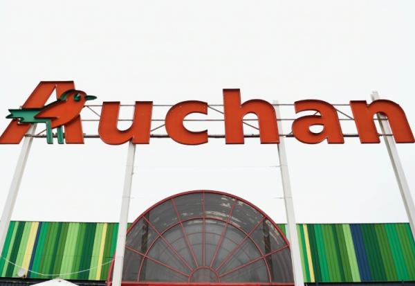 Auchan, qui souhaite se concentrer sur ses hypermarchés, entend proposer à la vente 91 supermarchés au Groupement Mousquetaires (Intermarché)