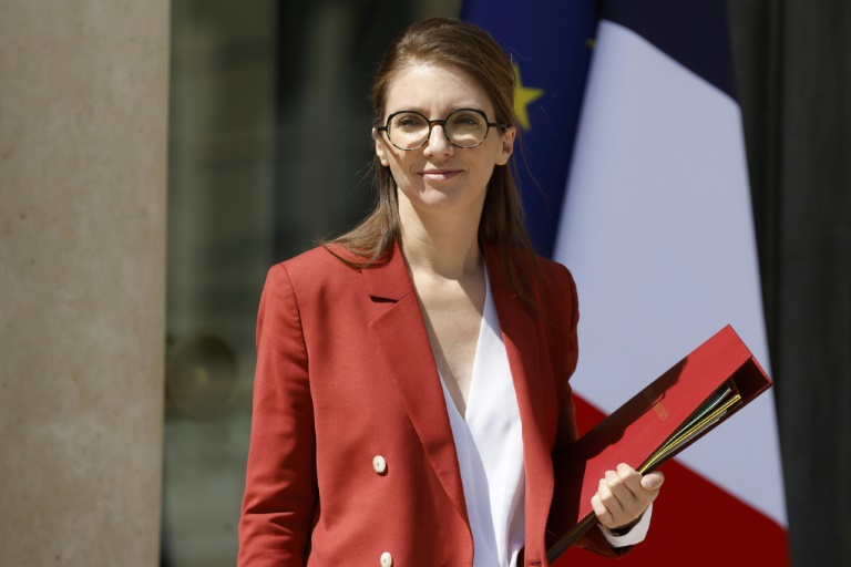 La ministre démissionnaire chargée de l'Egalité entre les femmes et les hommes Aurore Bergé, le 2 juillet 2025, à Paris