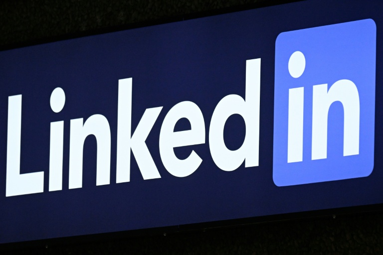 Une organisation autrichienne de défense de la vie privée a annoncé mardi avoir porté plainte contre le réseau professionnel LinkedIn, pour la vente des données numériques de ses millions d'utilisateurs