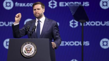 Le vice-président américain, JD Vance, lors de la conférence Bitcoin 2025 à Las Vegas, le 28 mai 2025 dans le Nevada