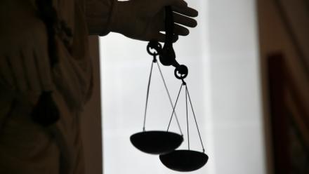 Trente ans de prison, dont une période de sûreté de 20 ans, ont été requis vendredi en appel contre une auxiliaire de crèche qui a tué un bébé en lui faisant boire une quantité "massive" de déboucheur de canalisations en 2022 à Lyon