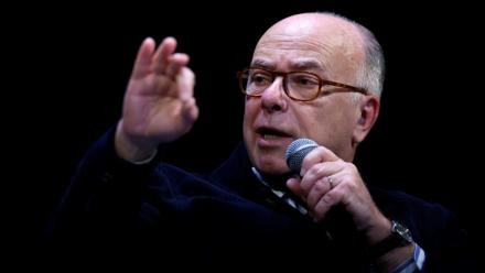 L'ancien Premier ministre Bernard Cazeneuve, à Paris le 11 avril 2026