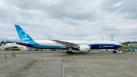 L'un des cinq 777-9 de Boeing pour les tests de certificatde ce programme, le 26 juin 2024 à Everett (Washington, nord-ouest)