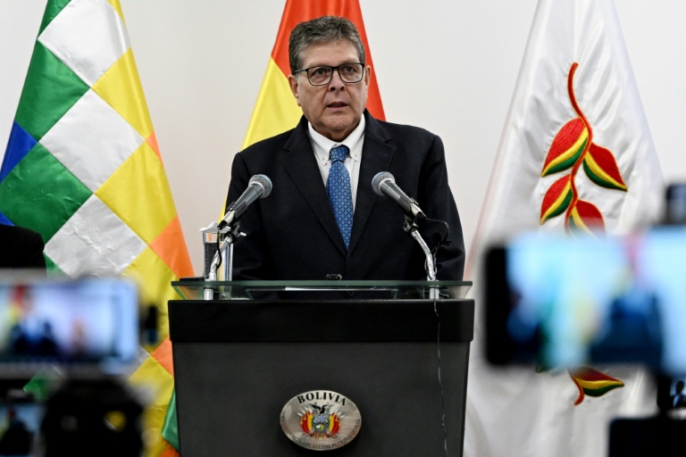 Le ministre bolivien des Hydrocarbures et de l’Énergie, Marcelo Blanco, s’exprime lors d’une conférence de presse à La Paz, le 2 septembre 2026
