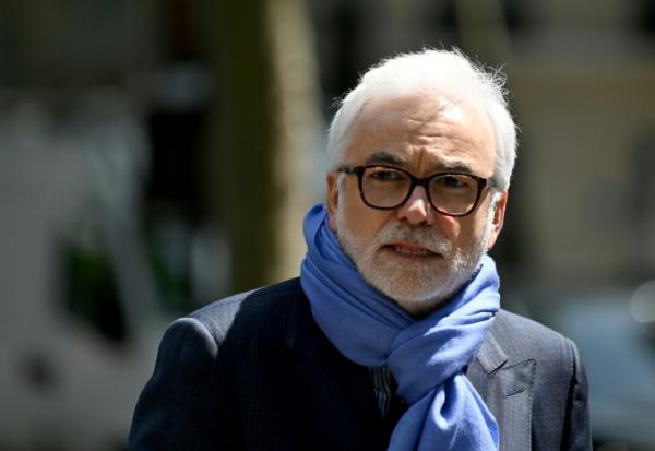 Le présentateur Pascal Praud à Neully-sur-Seine, dans les Hauts-de-Seine, le 22 mai 2025