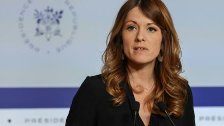 La porte-parole du gouvernement Maud Bregeon s'exprime après un Conseil des ministres le 10 juin 2026 à Paris
