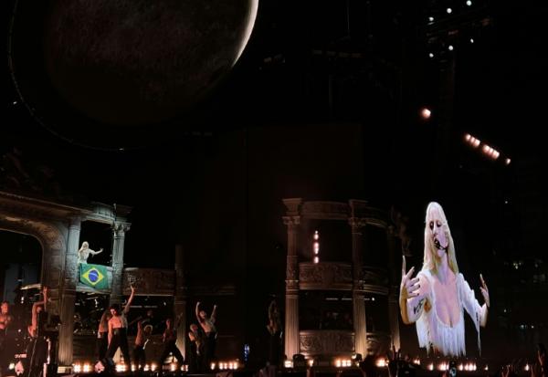 La pop star américaine Lady Gaga lors de son concert sur la plage de Copacabana à Rio de Janeiro, au Brésil, le 3 mai 2025