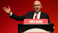 Le ministre britannique des Finances John Healey prononce un discours, le 28 septembre 2026 à Liverpool au Royaume-Uni