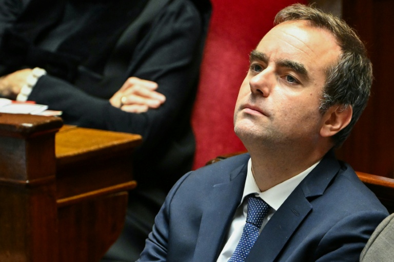 Le Premier ministre Sébastien Lecornu lors de la séance des questions au gouvernement à l'Assemblée nationale, le 28 octobre 2025 à Paris