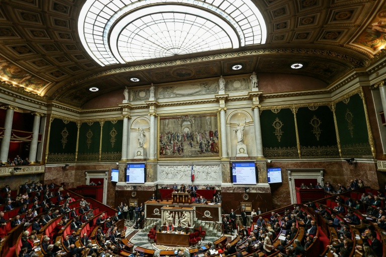 A l'Assemblée nationale, à Paris, le 22 octobre 2025