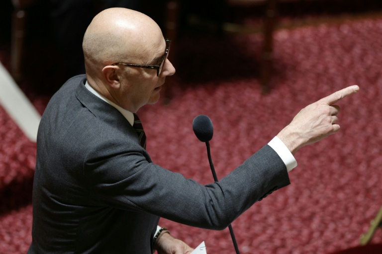 Le ministre de l'Economie Roland Lescure, au Sénat le 26 novembre 2025 à Paris.