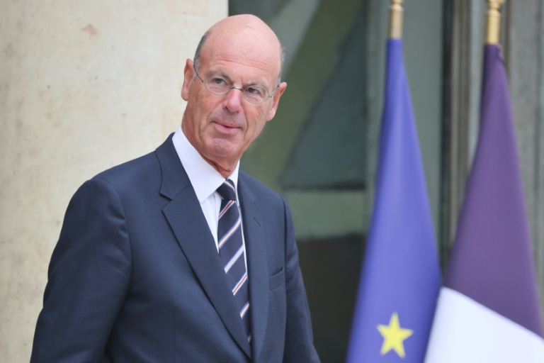 Le ministre démissionnaire de l'Economie Eric Lombard à la sortie de l'Elysée, le 3 septembre 2025 à Paris