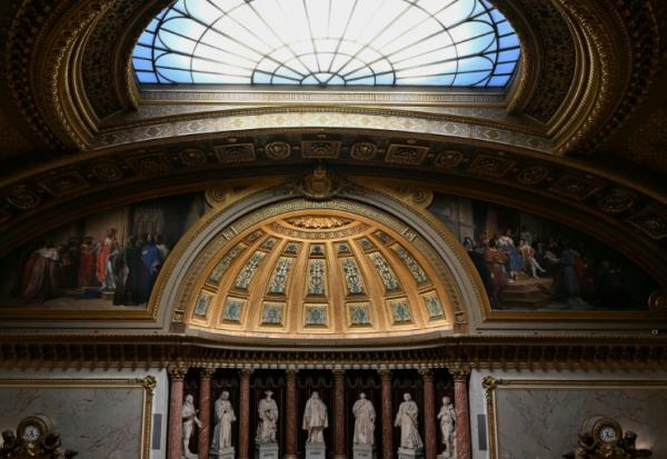 Le Sénat s'est opposé mardi soir à la suspension de la réforme des retraites