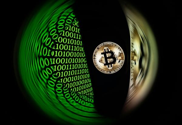 Caisse noire pour l'État, refuge pour les civils: la double vie des "cryptos" en Iran