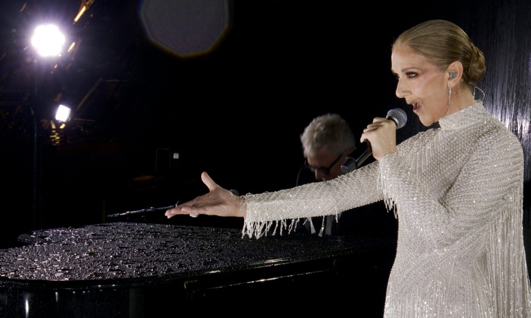 Céline Dion chante pour la cérémonie d'ouverture des JO de Paris le 26 juillet 2024