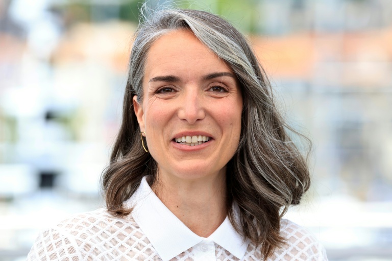 La réalisatrice Amélie Bonnin lors d'une séance photos pour son film 