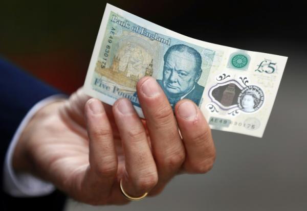 Le "Lion rugissant", portrait du Premier ministre britannique Winston Churchill durant la Deuxième Guerre mondiale, figurant sur le billet britannique de cinq livres