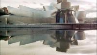 Le musée Guggenheim à Bilbao, réalisée par l'architecte américano-canadien Frank Gehry, le 15 octobre 1997 en Espagne